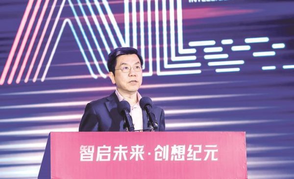 前海吉安 知名AI专家李开复接受湖北日报独家专访 武汉是中国人工智能技术创新重要策源地